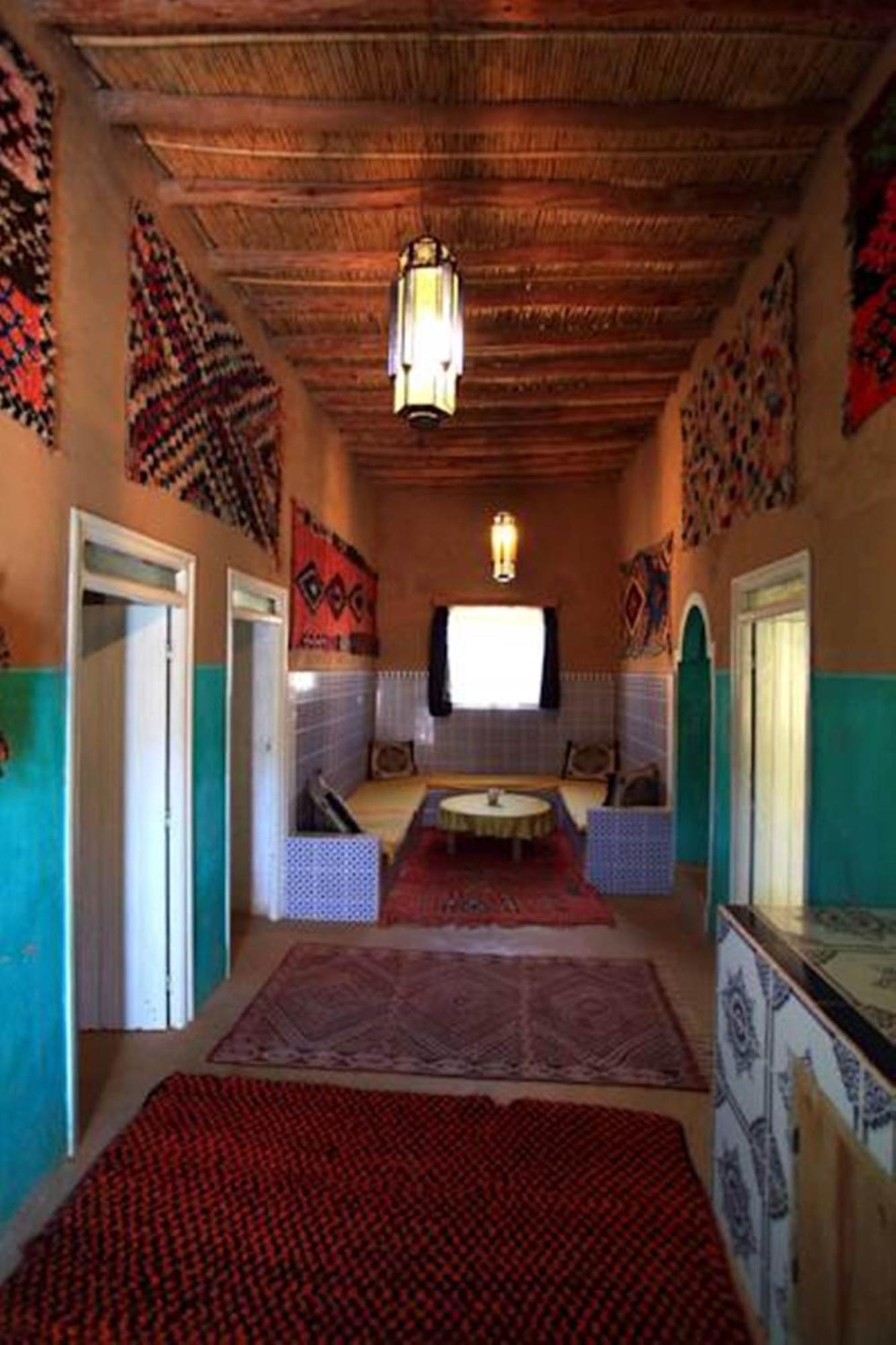 Auberge Chez Julia เมอร์ซูกา ภายนอก รูปภาพ