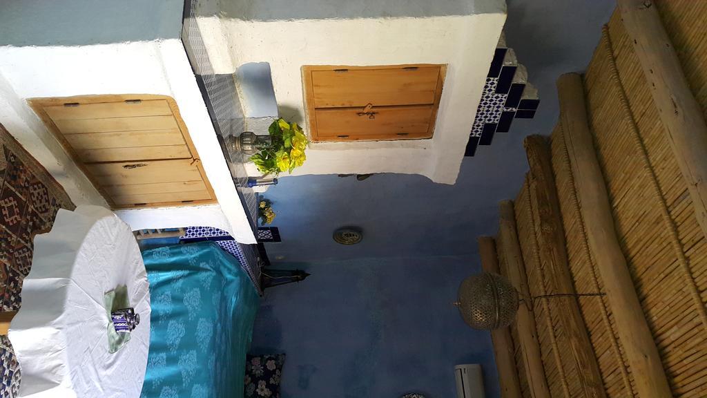 Auberge Chez Julia เมอร์ซูกา ภายนอก รูปภาพ